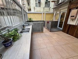Wan Chai - Pao Yip Building 13