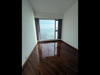 Tai Kok Tsui - One Silversea 04