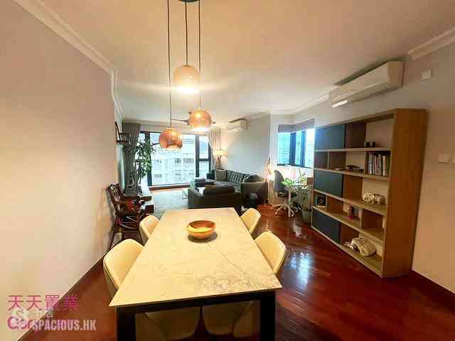 Clear Water Bay - Hillview Court 14
