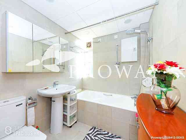 Pok Fu Lam - 18-22, Crown Terrace 07