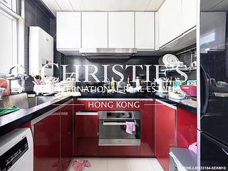 Pok Fu Lam - Cherry Court 12