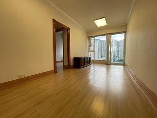 Quarry Bay - The Orchards Block 1 02