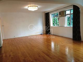 Pok Fu Lam - Bisney Villas 02