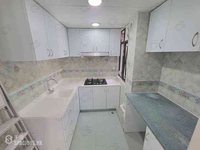 Quarry Bay - Kornhill Block Q 01