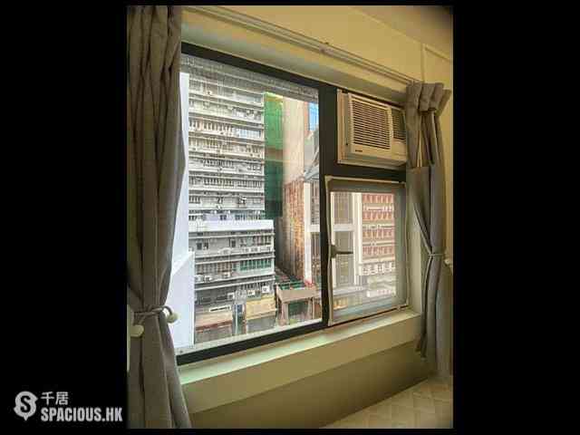 Sheung Wan - 100-102, Des Voeux Road West 05