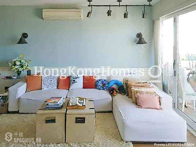 Chung Hom Kok - Villa Piubello 02