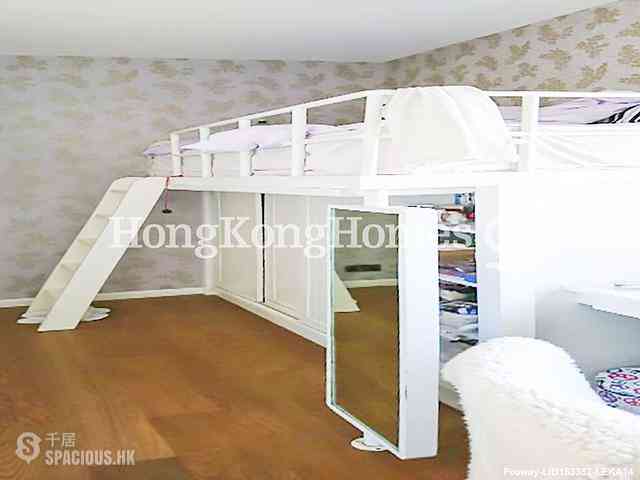 Chung Hom Kok - Villa Piubello 05