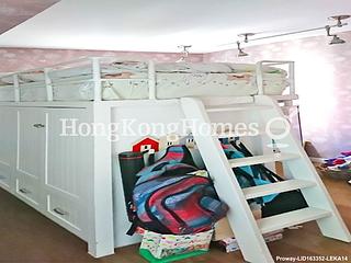 Chung Hom Kok - Villa Piubello 06