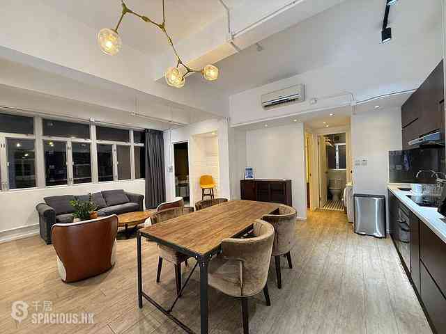 Causeway Bay - 73, King's Road 01