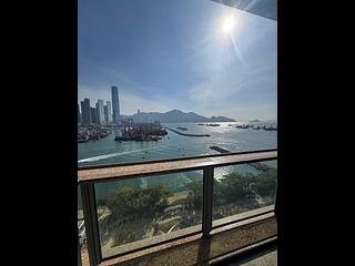 Tai Kok Tsui - One Silversea Tower 6 03