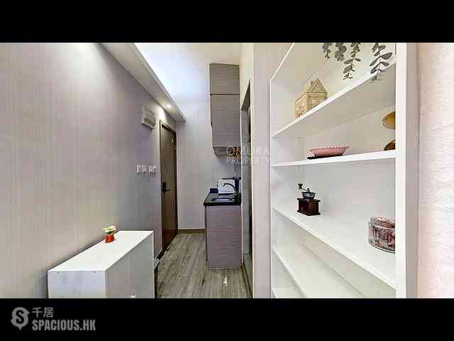 Wan Chai - Woon Yin Building 08