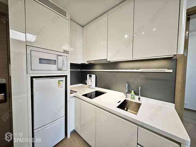 Pak Shek Kok - Solaria Tower 6 08