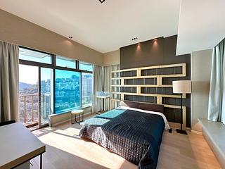 Repulse Bay - Grosvenor Place 10