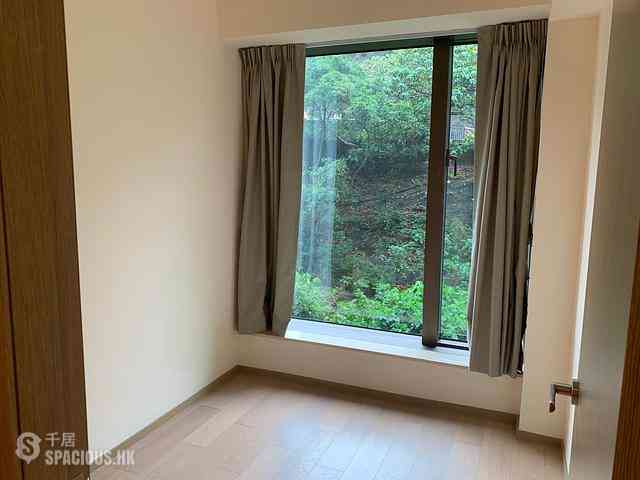 Shau Kei Wan - Island Garden 05