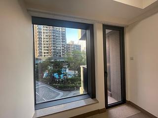 Tseung Kwan O - The Wings Ocean Wings Block 8 04