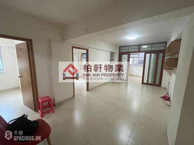 Quarry Bay - Lai Wah Mansion 01