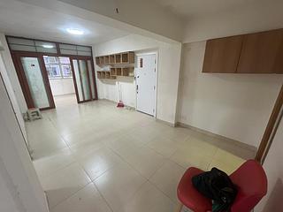 Quarry Bay - Lai Wah Mansion 02