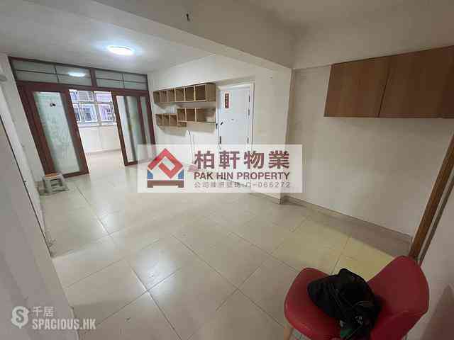Quarry Bay - Lai Wah Mansion 02