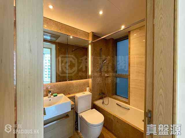 Tseung Kwan O - The Parkside Block 2A 05