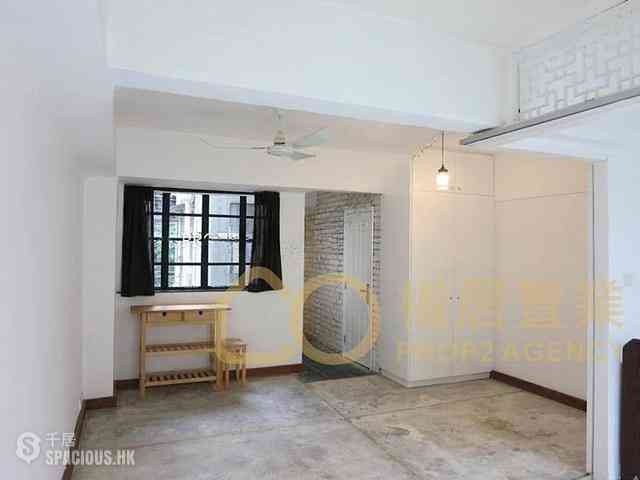 Poho - 20, Square Street 02