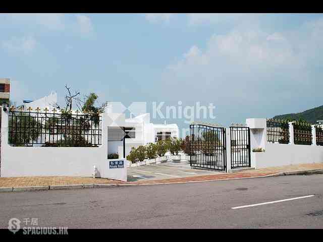 Chung Hom Kok - Coral Villas 06