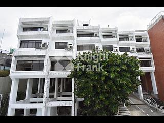 Chung Hom Kok - Coral Villas 08