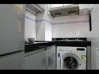 Wan Chai - 18, Tai Yuen Street 03
