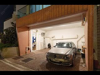 The Peak - Sunshine Villa 04