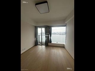 Fortress Hill - Harbour Glory Block 8 11