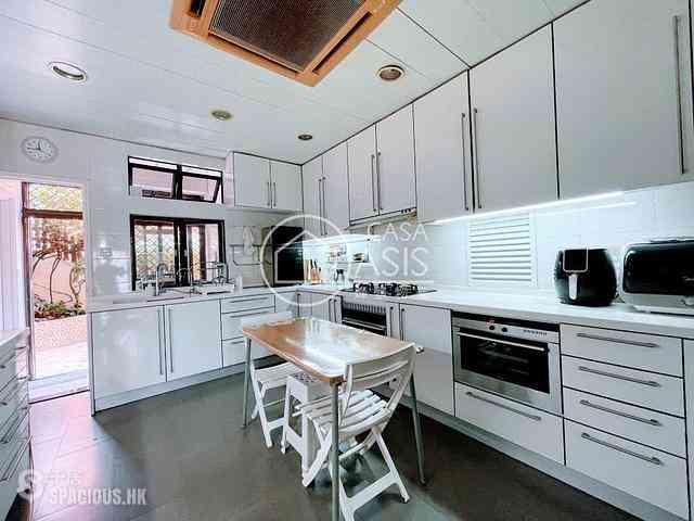 Chung Hom Kok - Pinewaver Villas 08