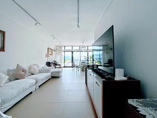 Chung Hom Kok - Pinewaver Villas 06