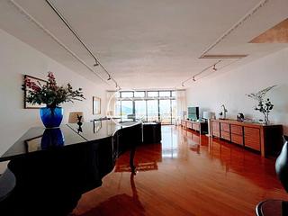 Chung Hom Kok - Pinewaver Villas 04