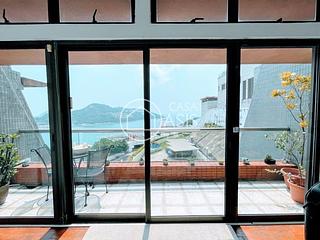 Chung Hom Kok - Pinewaver Villas 14
