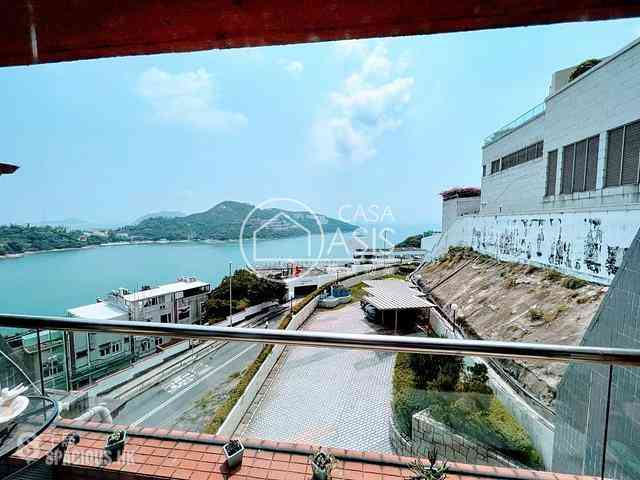 Chung Hom Kok - Pinewaver Villas 02