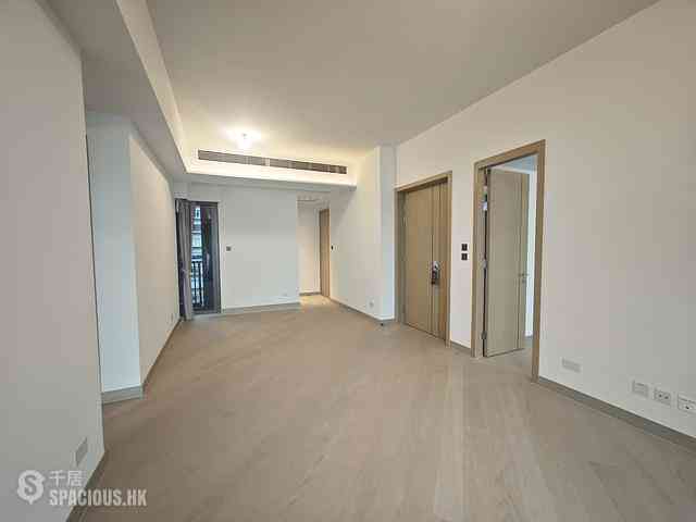 North Point - Victoria Harbour Phase 2B-3 Tower 2 03