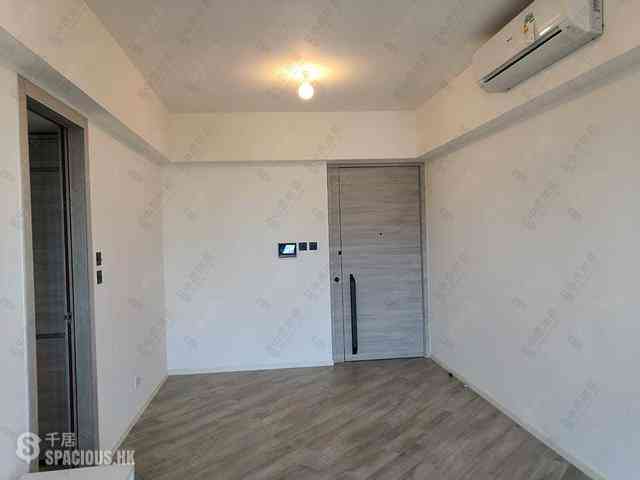 North Point - Fleur Pavilia Tower 3 09