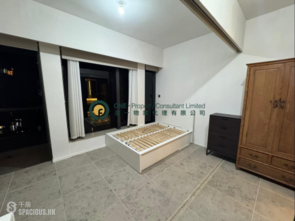 Sai Ying Pun - Bohemian House 01