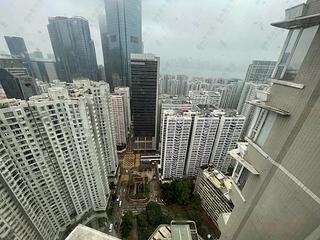 Quarry Bay - The Orchards Block 1 02