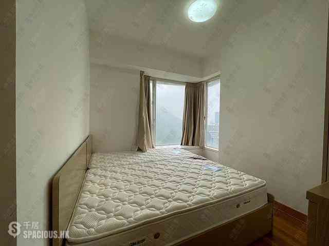 Quarry Bay - The Orchards Block 1 05