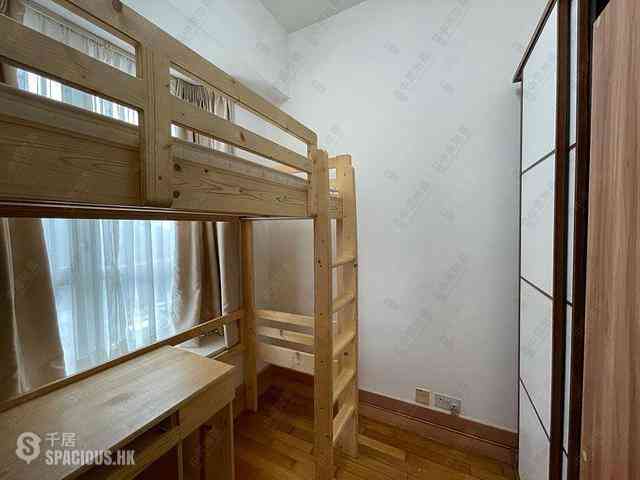 Quarry Bay - The Orchards Block 1 07