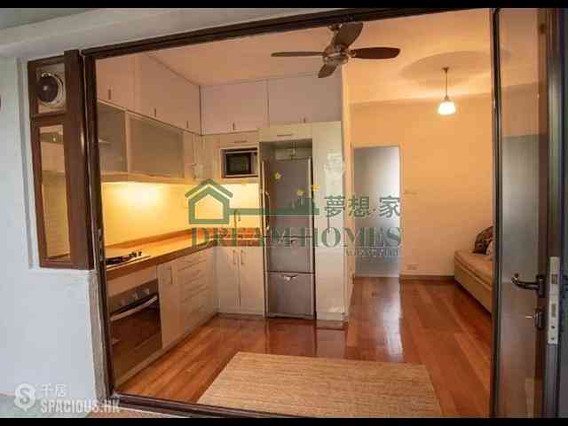 Soho - Kingearn Building 03