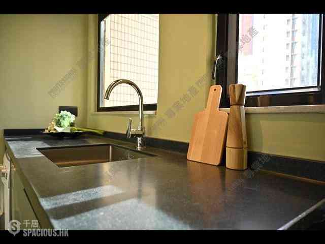 Central - 67, Hollywood Road 10