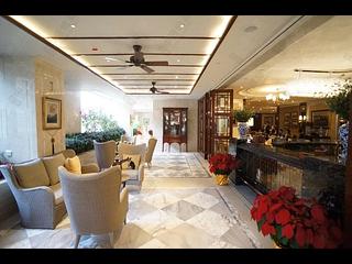 Wan Chai - The Avenue Phase 2 Block 1 28