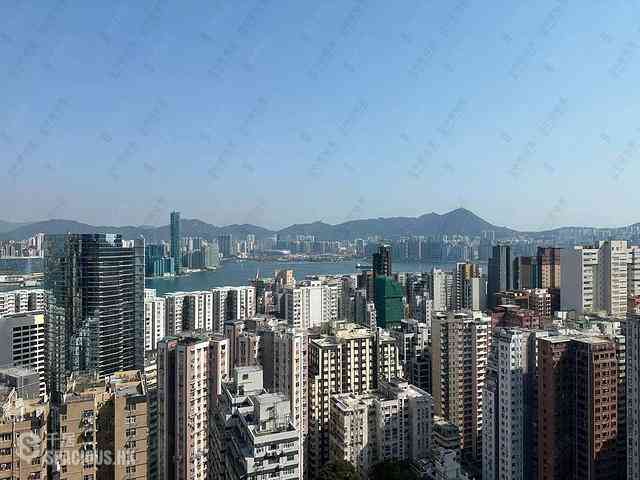Fortress Hill - Le Sommet Block 2 02