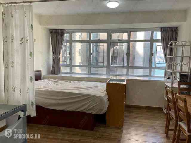 Fortress Hill - Le Sommet Block 2 03