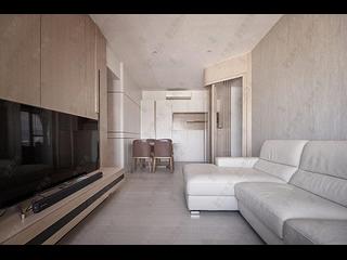 Fortress Hill - Le Sommet Block 2 05