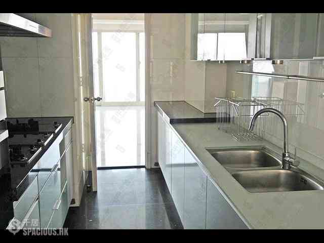 Tai Hang - The Legend Block 2 10