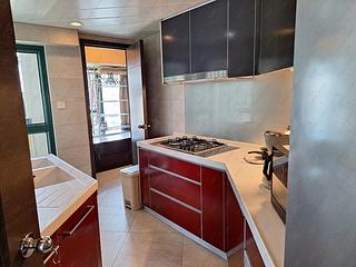 Sai Wan Ho - Grand Promenade Block 3 13
