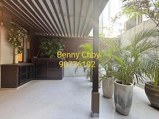 Soho - Kingearn Building 03