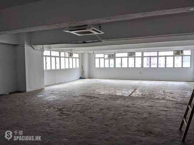 Shek Tong Tsui - Hong Kong Industrial Building 01
